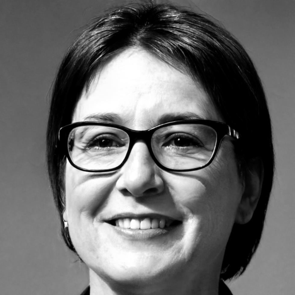 Elena Marques, Analystin für internationale Keyword-Strategien